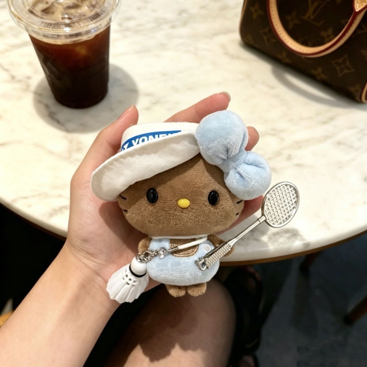 Llavero de peluche de Hello Ki - Badminton Tv reseña y precio